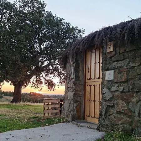 Chozos Flores De La Dehesa Calzadilla
